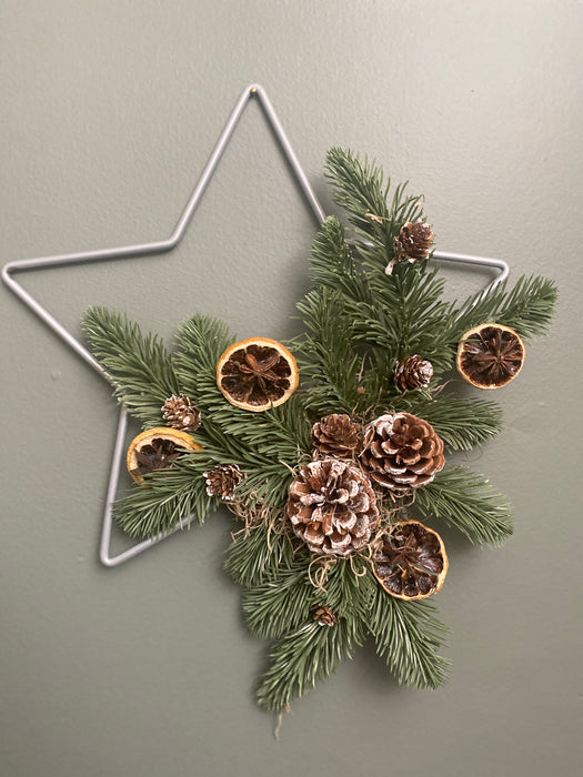Silver Star with Pinecones and Lemons