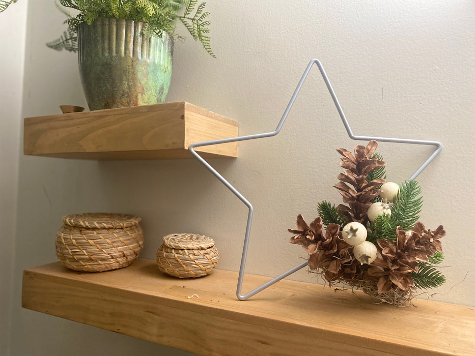 Silver Star w/ Large Pinecones